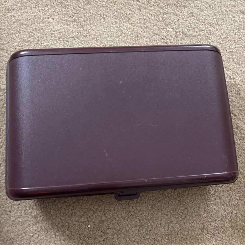 Tupperware 1624-2 Personal Travel Case Valet With Accessories